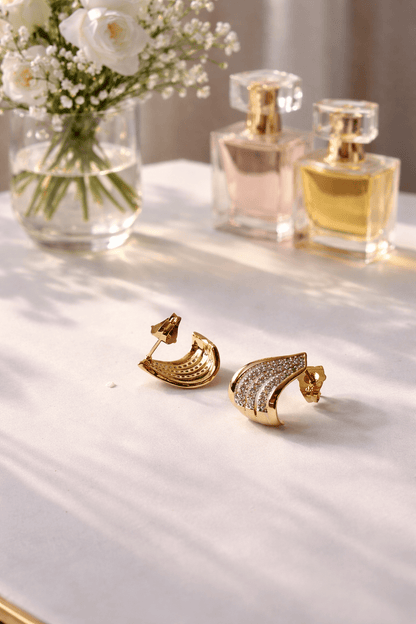 Kullatud tsirkoonjoontega küüned - 18k - kullatud - ehted