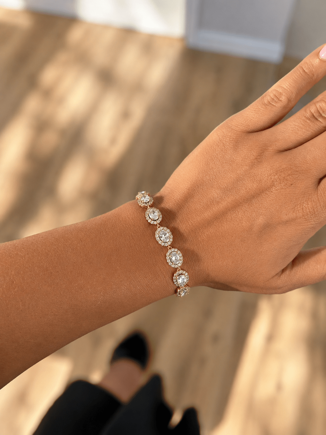 Sofia – 18k kullatud käevõru kuubiku tsirkooniumoksiidiga kullatud ehetega naistele